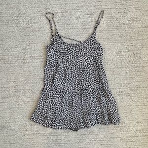 Brandy Melville daisy summer mini dress/cover up